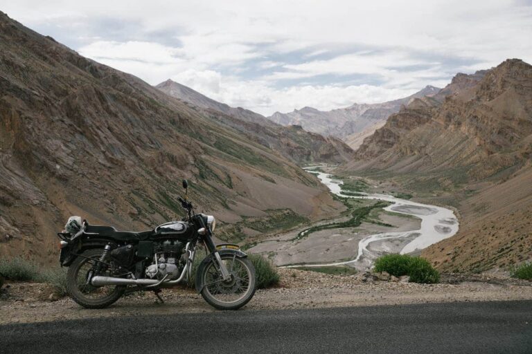 Les plus belles routes de France pour un road-trip à moto inoubliable