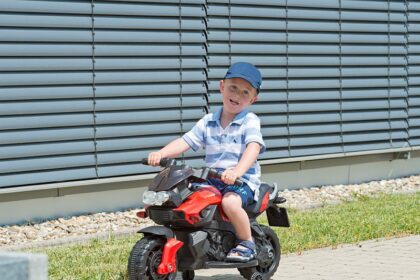 Les avantages de la moto électrique pour enfants