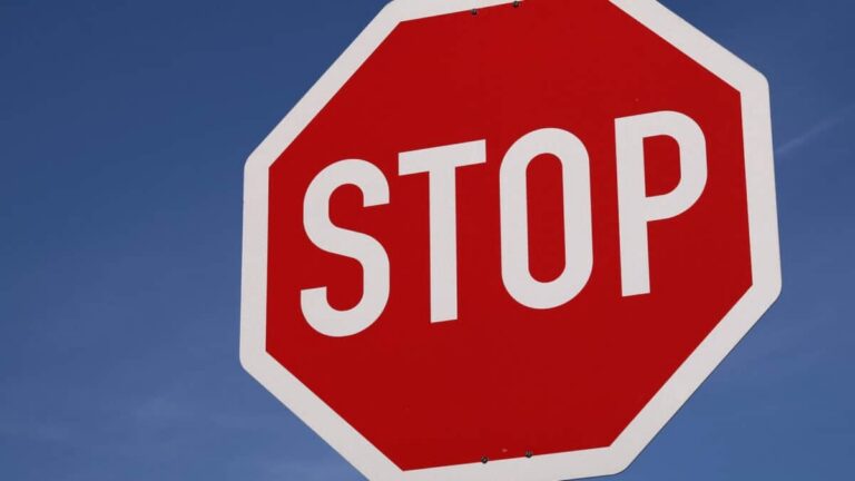 Auto-école : comment réussir son code de la route ?