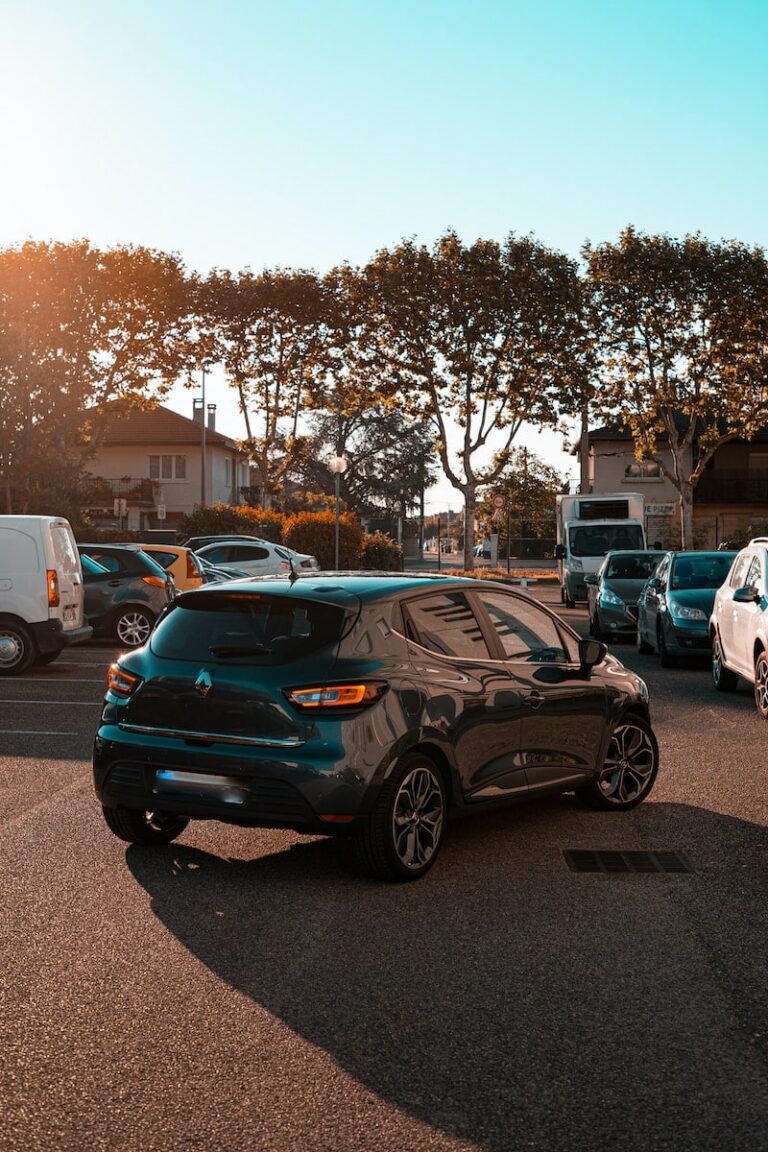 Comment récupérer le code autoradio d’une Renault Clio 4 avec carte grise ?